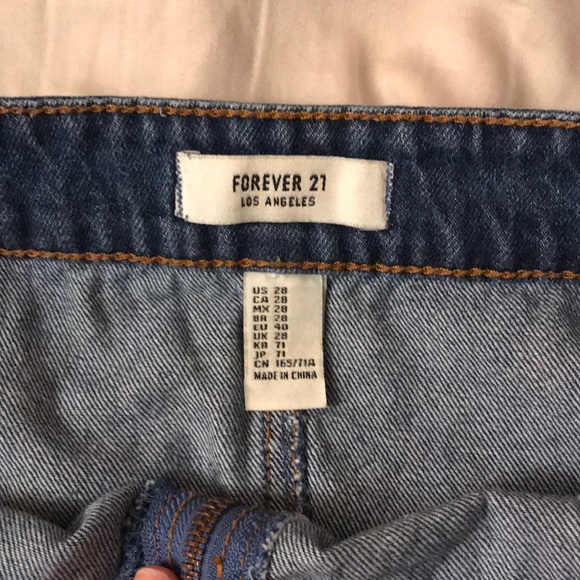 Jean Skirt - Picture 2 of 3